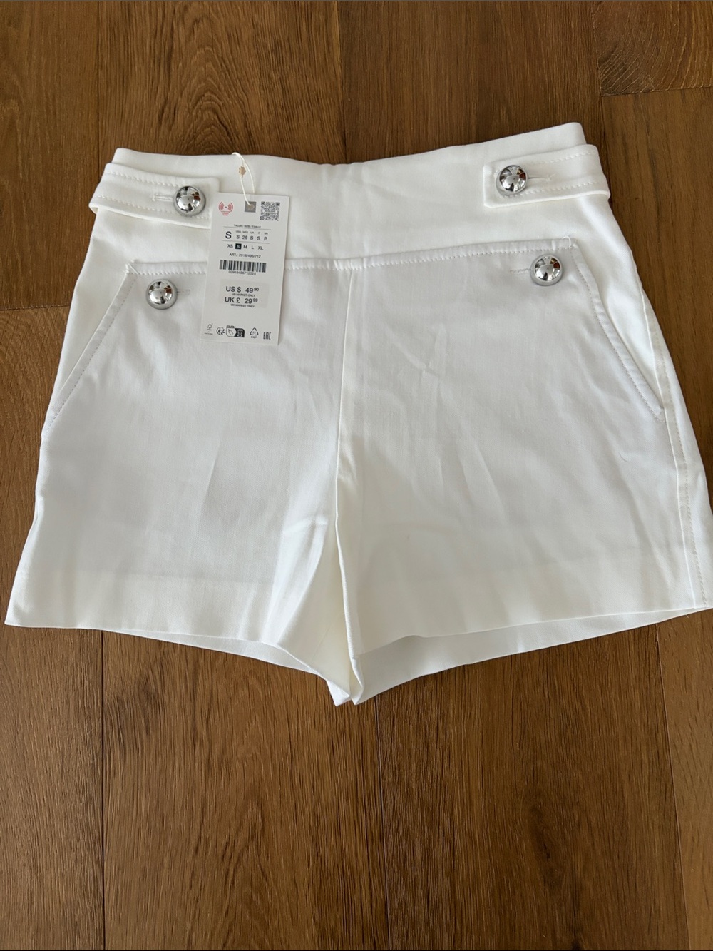 Zara White High-Waist Button Detail Shorts - Sz S